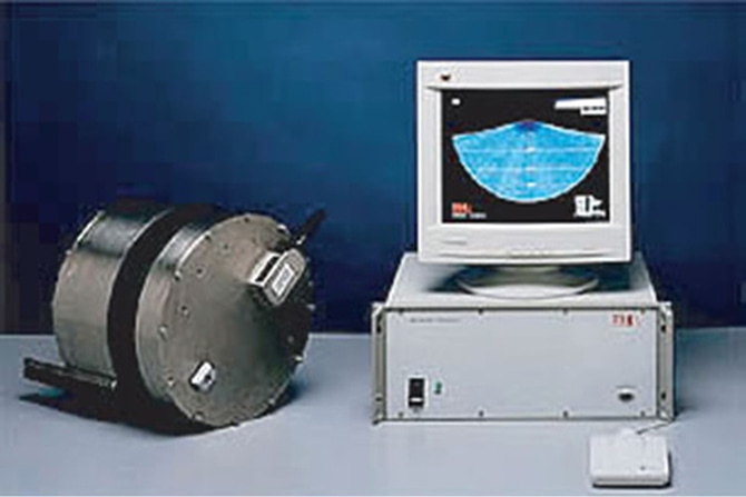 RESON SEABAT8101の写真